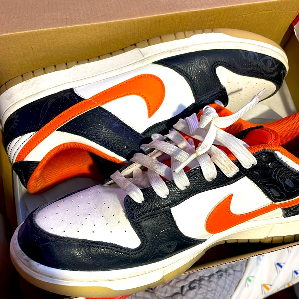 Sz 9 Halloween sb Dunks